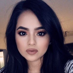 Meet your Posher, Eliasbeth